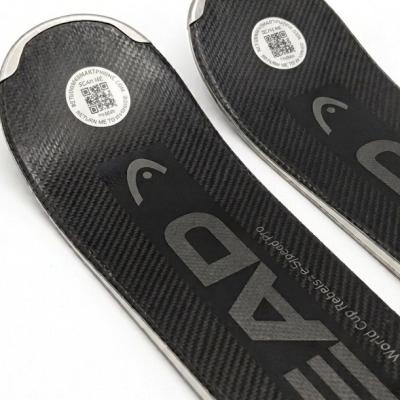 <p>Combideal 6 QR stickers + 2 x QR hangers</p>

<p>&nbsp;</p>

<p><meta charset="UTF-8" /><b>Formaat:</b>&nbsp;40 mm doorsnede,</p>

<p><b>eigenschappen:</b>watervast en UV-bestendig,</p>

<p><b>Materiaal sticker:</b>Vinyl, metallic-grijs, permanent hechtend, merk 3M</p>

<p><b>Beschermlaag:</b>mat laminaat(dit is een transparante extra beschermlaag)</p>

<p>&nbsp;</p> #5